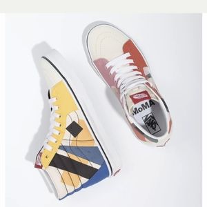 MOMA vans women